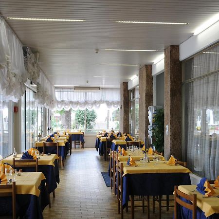 Hotel Mimosa Lignano Sabbiadoro Esterno foto