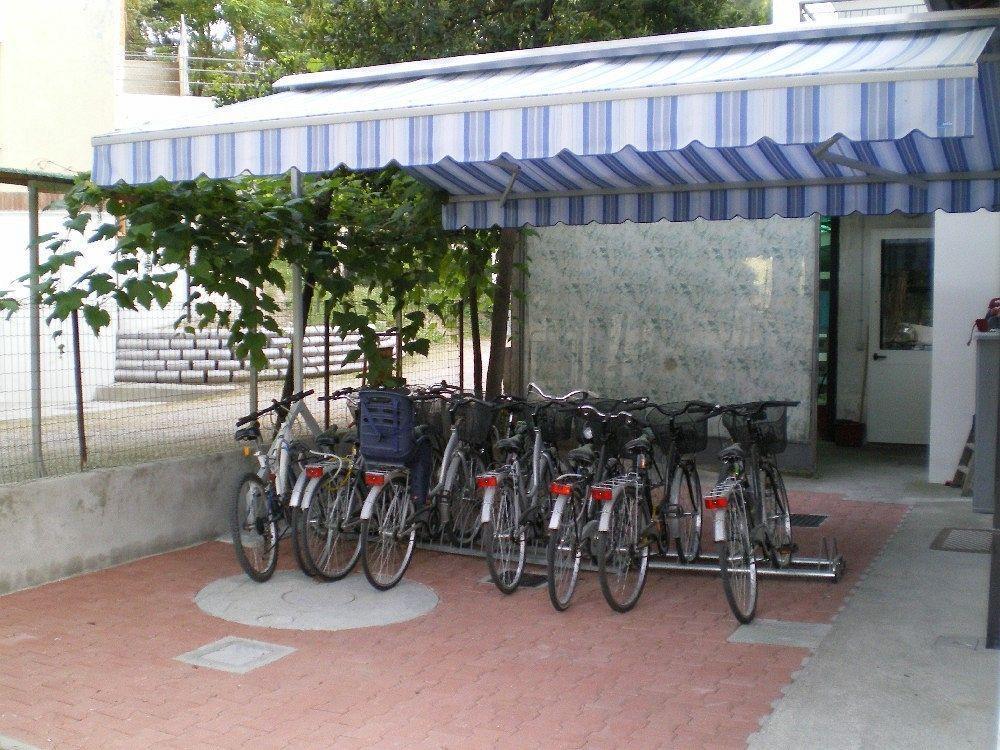 Hotel Mimosa Lignano Sabbiadoro Esterno foto