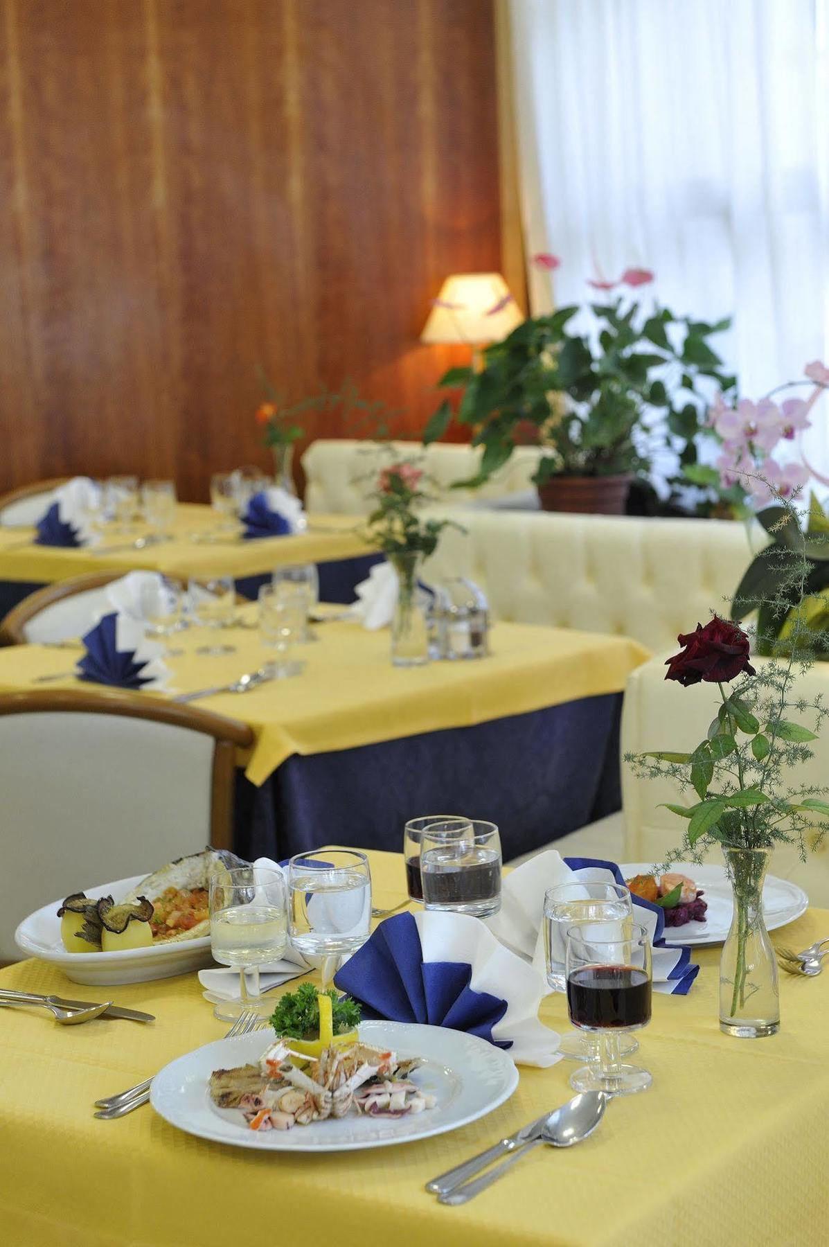Hotel Mimosa Lignano Sabbiadoro Esterno foto